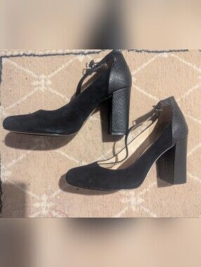 Nine West Strappy Snakeskin Block Heel In Size 8